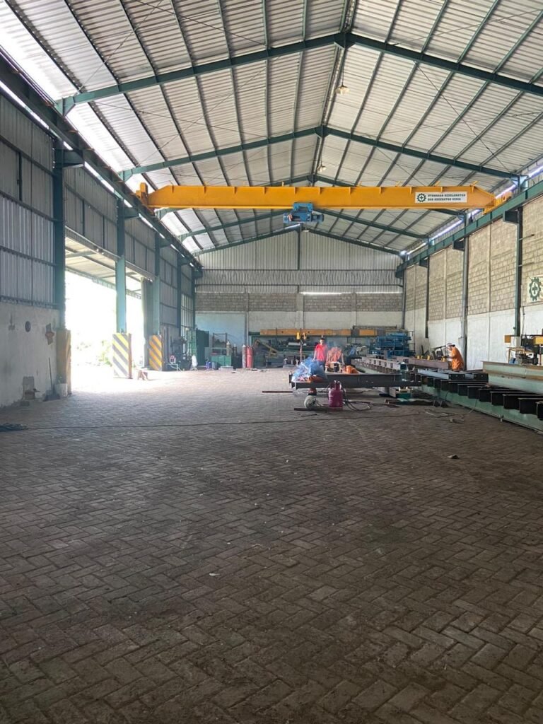 Perbandingan Biaya Konstruksi Baja vs Konstruksi Konvensional